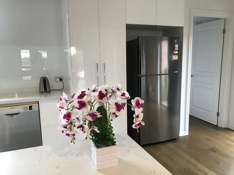 Glen Manor 1 - Accommodation Sunshine Coast 1