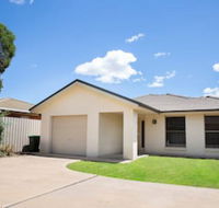 Lovely 3 Bed 2 Bath in the City Centre - Accommodation Sunshine Coast