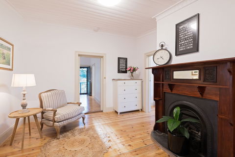 The Other House - Accommodation Sunshine Coast 4