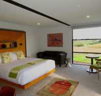 Hotel California Road Inkwell Wines - Accommodation Sunshine Coast