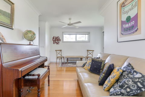 Foreshore - Accommodation Sunshine Coast 2