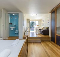 Cottesloe Tree Top Studio - Accommodation Sunshine Coast