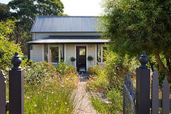 Koovelly - Accommodation Sunshine Coast 0