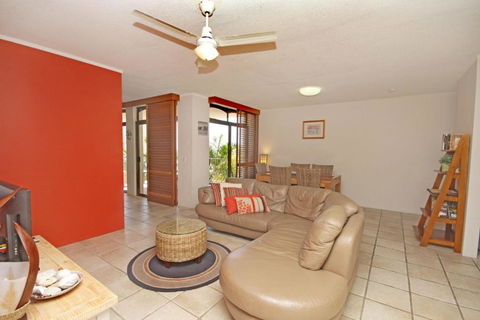 Unit 4 Cooltoro Court Coolum Beach - Accommodation Sunshine Coast 5