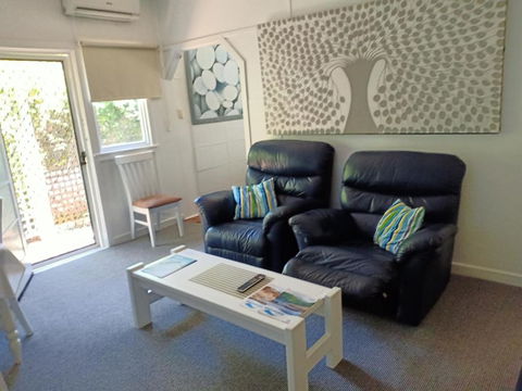 The Boathouse A 3 Bedroom House - Accommodation Sunshine Coast 4