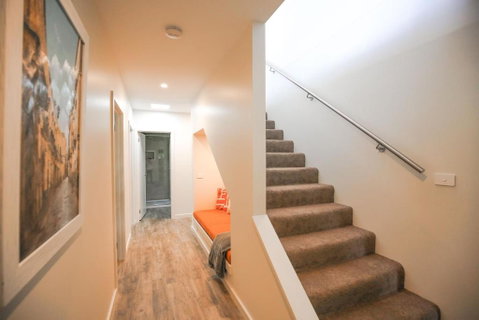 Aberdeen - Accommodation Sunshine Coast 3