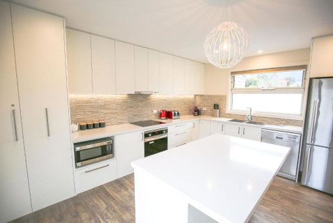 Aberdeen - Accommodation Sunshine Coast 2