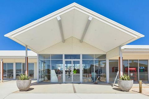 RAC Monkey Mia Dolphin Resort - Accommodation Sunshine Coast 1