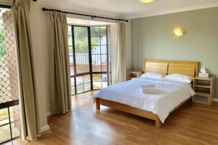 Langford WA Accommodation Sunshine Coast
