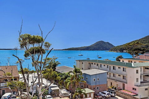 The Shoal Apartments Unit 504 / 4 8 Bullecourt Street - Accommodation Sunshine Coast 1