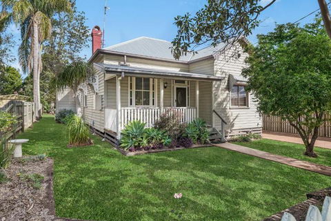 Ambiente Cottage Pet & Family Friendly - Accommodation Sunshine Coast 6