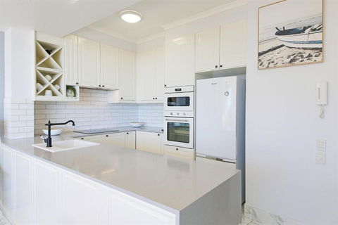 Unit 8 Bronte Of Coolum 8 12 Coolum Terrace Coolum Beach 500 Bond LINEN INCLUDED WIFI - Accommodation Sunshine Coast 3