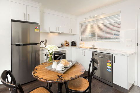 The Manhattan Central & Sophisticated - Accommodation Sunshine Coast 2