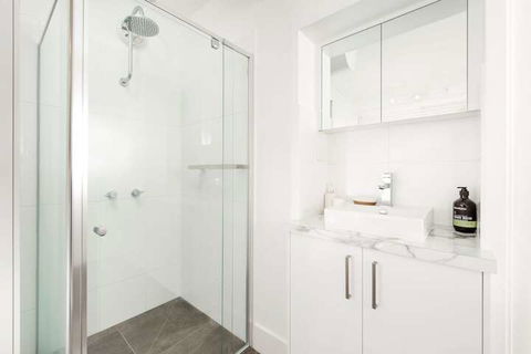 The Manhattan Central & Sophisticated - Accommodation Sunshine Coast 6