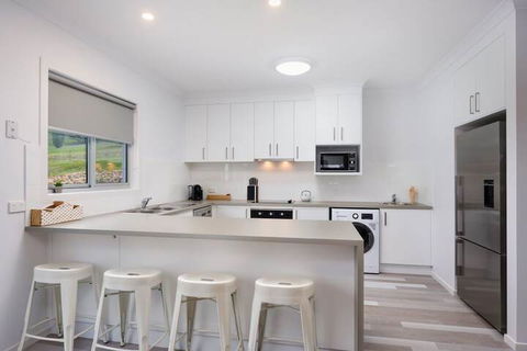 Albury Yalandra Apartment 1 - Accommodation Sunshine Coast 5