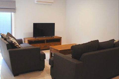 Doze On Green Accommodation Wangaratta - Accommodation Sunshine Coast 2