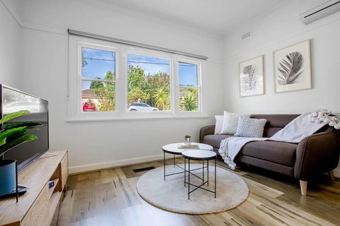 88 Peaceful Blackburn House - Accommodation Sunshine Coast 3