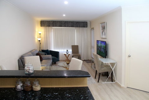Adelaide CBD Apartment - 3BR, 2Bath & Carpark - Accommodation Sunshine Coast 6