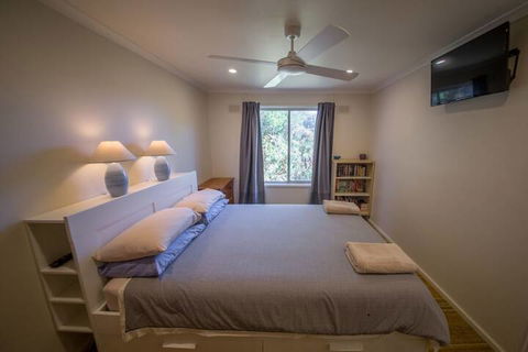 17 Broadbeach Drive - Accommodation Sunshine Coast 2