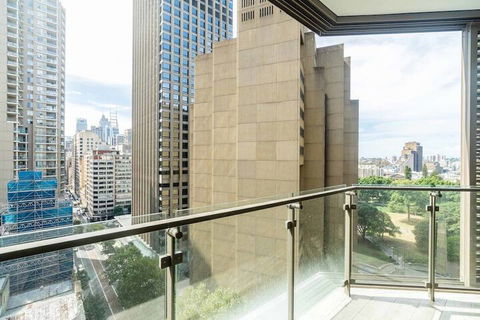 Fabulous City 2 BDR Apt In New Building - Accommodation Sunshine Coast 5