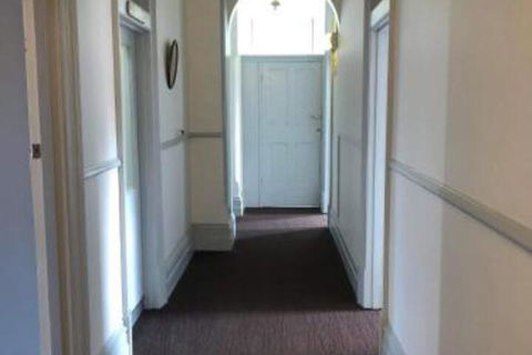 Leura Hotel Camperdown - Accommodation Sunshine Coast 2
