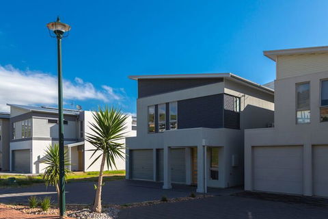 Time Away 50 Turnberry Drive - Accommodation Sunshine Coast 1