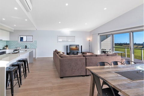 Time Away 50 Turnberry Drive - Accommodation Sunshine Coast 7