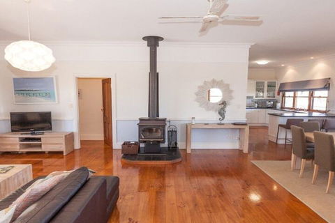 The Banksia 3 Banksia Court - Accommodation Sunshine Coast 2