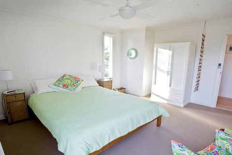 Stones Throw 26 River View Drive - Accommodation Sunshine Coast 7
