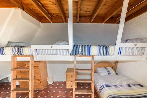 Socks N Sandals 34 Riverview Drive - Accommodation Sunshine Coast 2
