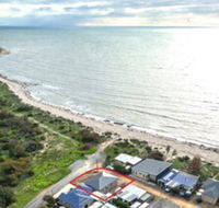 Lady Bay Getaway 12 Lady Bay - Accommodation Sunshine Coast