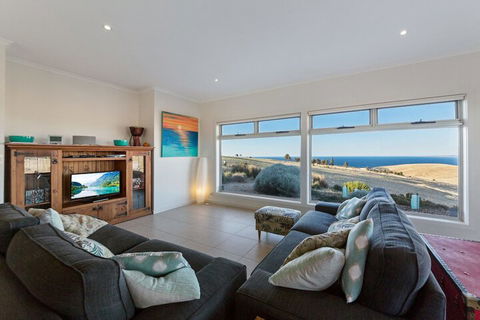 Fleurieu Coastal Retreat Lot 150 Myponga Beach Road - Accommodation Sunshine Coast 5