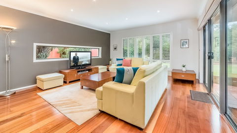 Oceans 11 Surfside Wifi & Foxtel PET Friendly - Accommodation Sunshine Coast 6