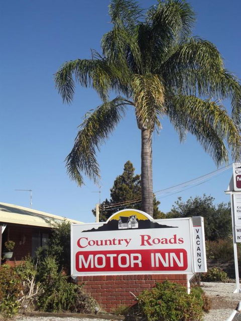 Country Roads Motor Inn - Accommodation Sunshine Coast 5