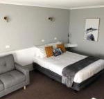 Country Roads Motor Inn - Accommodation Sunshine Coast