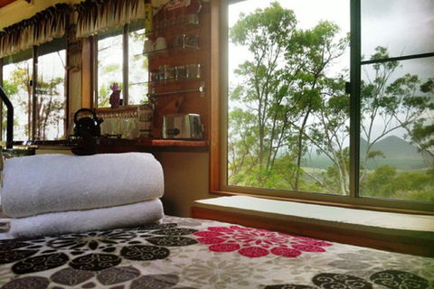 Uluramaya Retreat Cabins - Accommodation Sunshine Coast 2