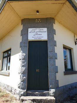 Lord Admiral House - Accommodation Sunshine Coast 0