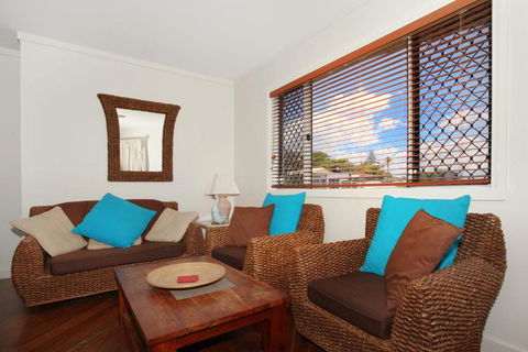 Unit 9 Coolum Blueseas Coolum Beach - Accommodation Sunshine Coast 4