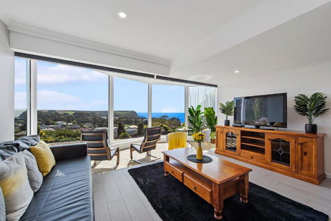 Views Forever Devonport - Accommodation Sunshine Coast 6