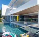 Blueys Beach House 5 Bedroom - Accommodation Sunshine Coast