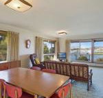 2 Water Crescent Retro Haven - Accommodation Sunshine Coast
