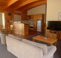 Bridport Villa - Accommodation Sunshine Coast