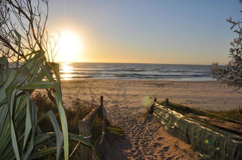 A SWEET ESCAPE Alkira - Accommodation Sunshine Coast 2