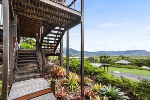 Daintree Holiday Homes La Vista - Accommodation Sunshine Coast 6