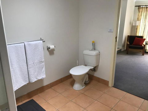Oatlands Retreat - Accommodation Sunshine Coast 3