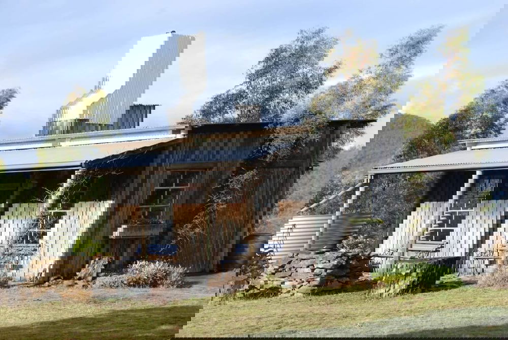 Black Hills TAS Accommodation Sunshine Coast