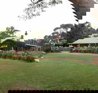 Barristers Block Vigneron Villa - Accommodation Sunshine Coast