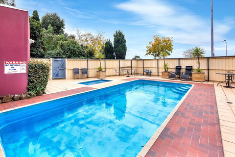 Parkside Motel Geelong - Accommodation Sunshine Coast 2