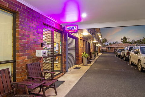 Coast Inn Motel - Accommodation Sunshine Coast 1