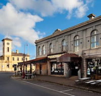 Hotel Frangos - Accommodation Sunshine Coast